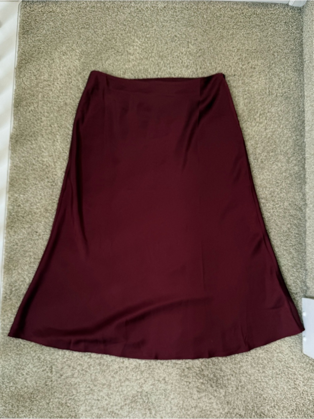 NWT ASTR The Label Windey Satin Burgundy Skirt Size L - Picture 2 of 4
